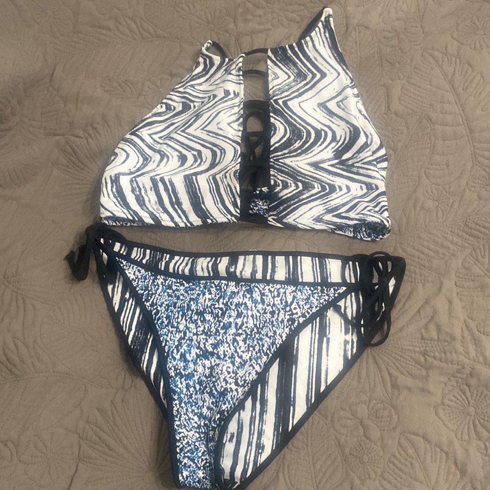 Reversible bikini